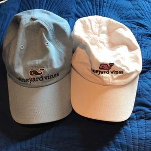 Vineyard vine hats hardly worn!